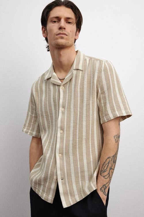 Regular fit textured resort shirt - beige/striped