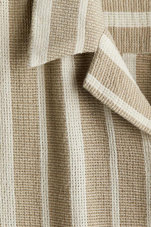 Regular fit textured resort shirt - beige/striped