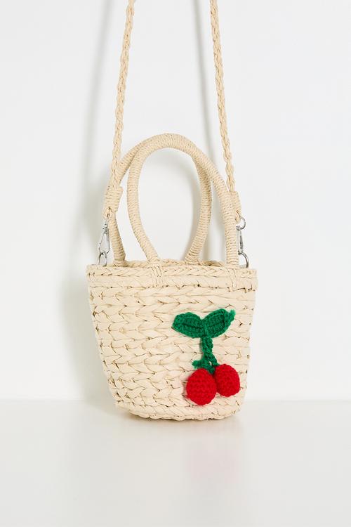 Woven basket-style bag with knitted cherries - barley white