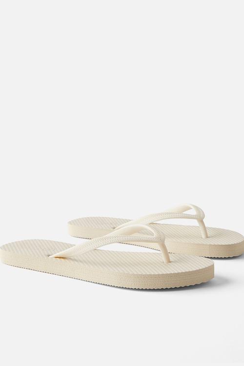 Round toe flip flop - ecru