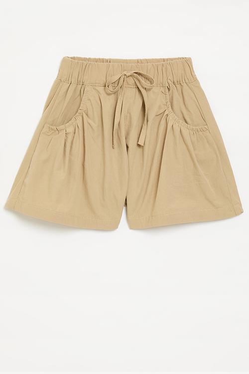 Gathered shorts with curved pockets - beige