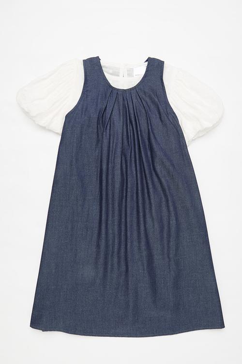 Pinafore denim dress with front and back pleat detail - blue/white