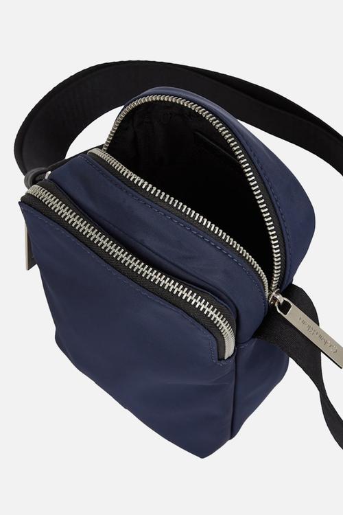 Business Tech Reporter Xs - Dark Sapphire