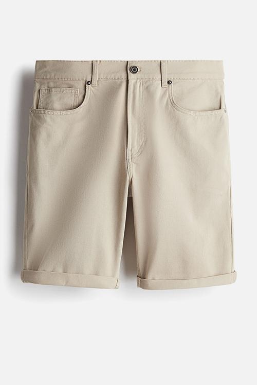 Slim fit cotton twill shorts - light beige 