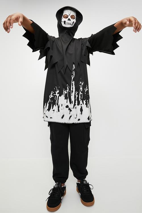 Skull themed dress up costume - black/white