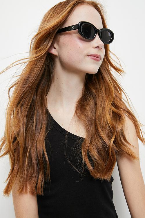 Oval sunglasses - black