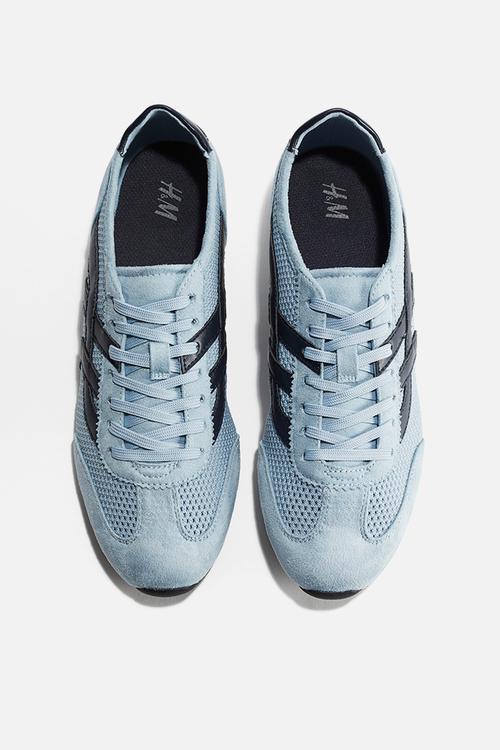 Trainers - light blue & black