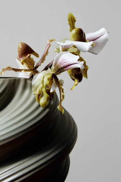 Stoneware vase - dusty green