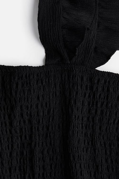 Smocked cropped top - black