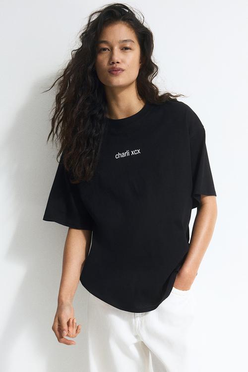 Oversized printed T-shirt - black charli xcx