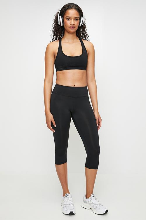 Core Mid Rise Capri - Black