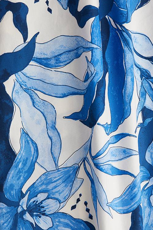 Flared skirt - white & blue patterned