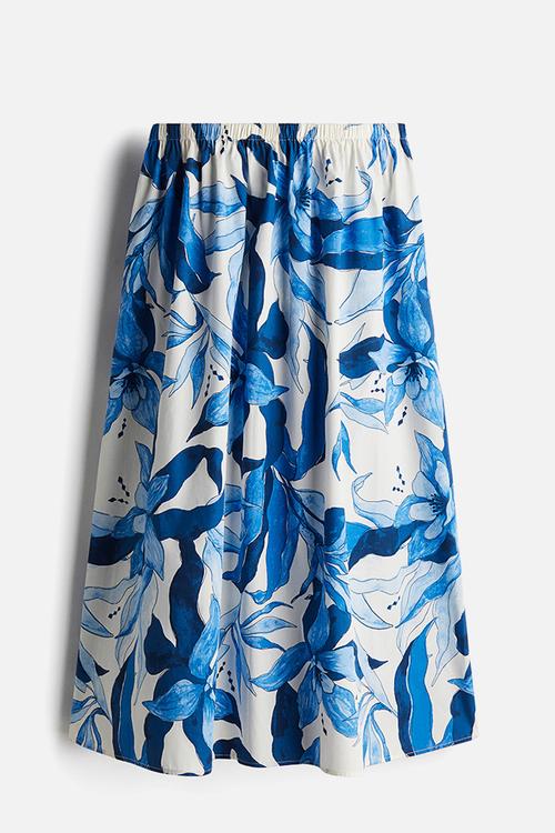 Flared skirt - white & blue patterned