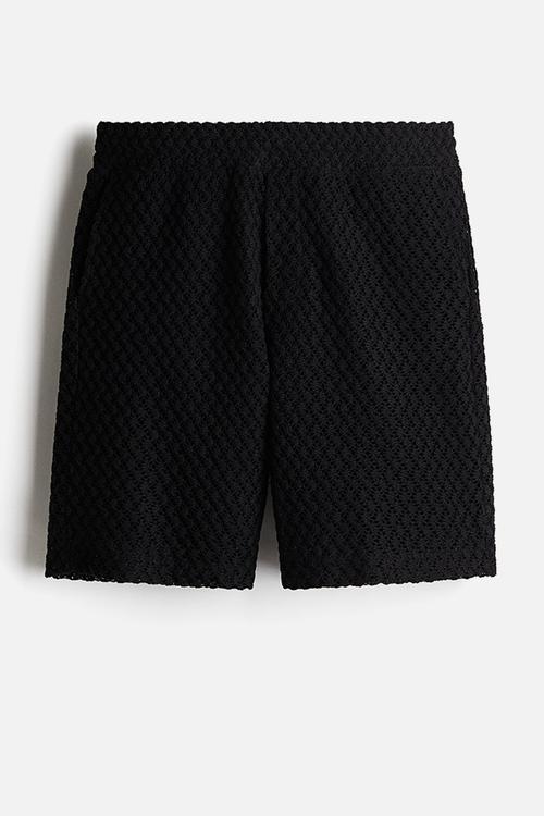 Relaxed fit crochet-look shorts - black