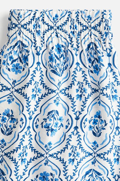 Pull-on twill shorts - white/blue patterned