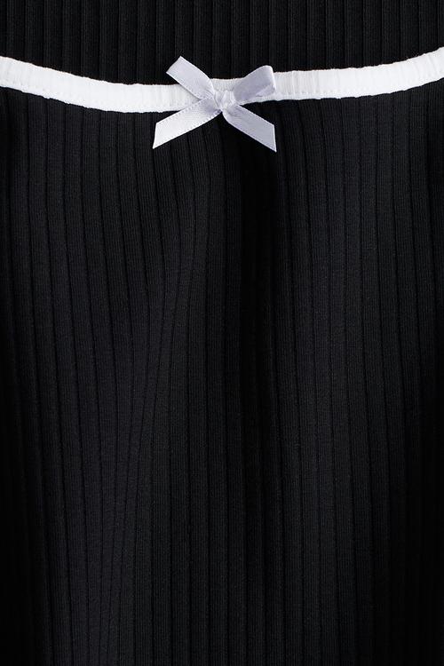 Overlock-detail flared-skirt dress - black