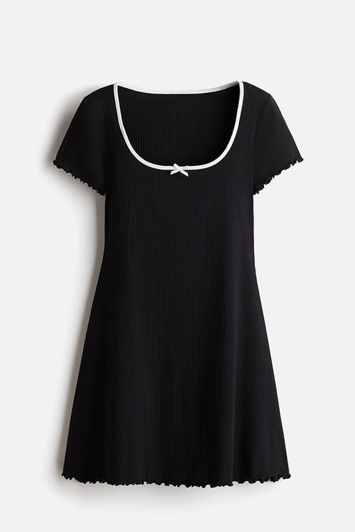 Overlock-detail flared-skirt dress - black
