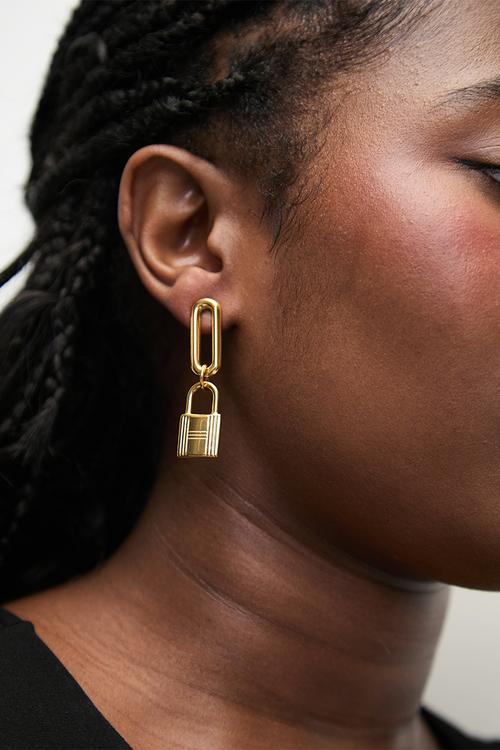 Modern hoop and padlock earrings - gold