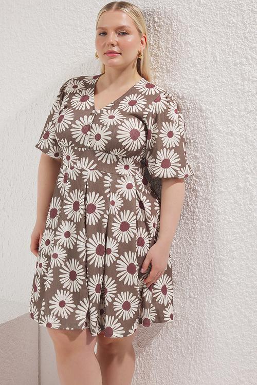 V-neck balloon sleeve floral pattern knitted plus size dress - very colorful