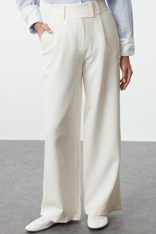 Waist Detailed Straight Cut Woven Fabric Trousers - White
