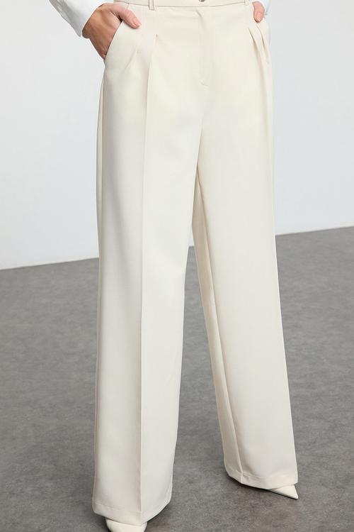 Pleated Wide Leg Woven Trousers - Ecru