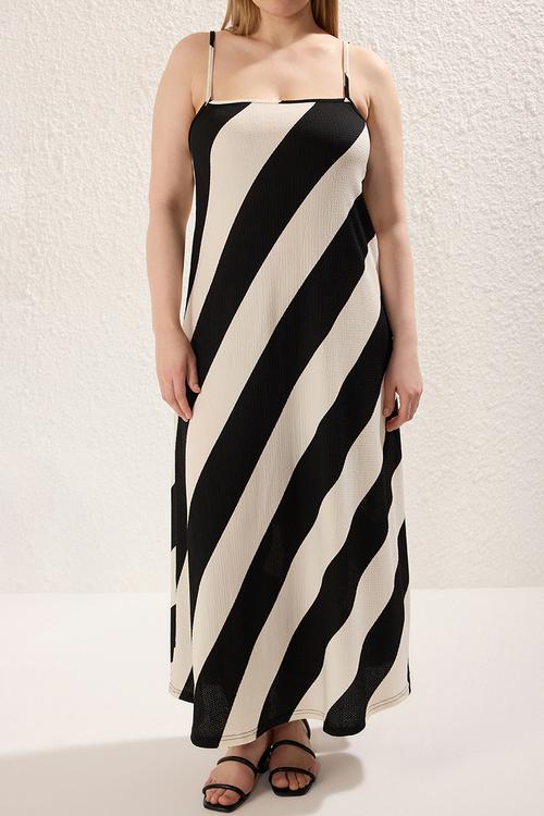 Crepe knitting plus size - black & white