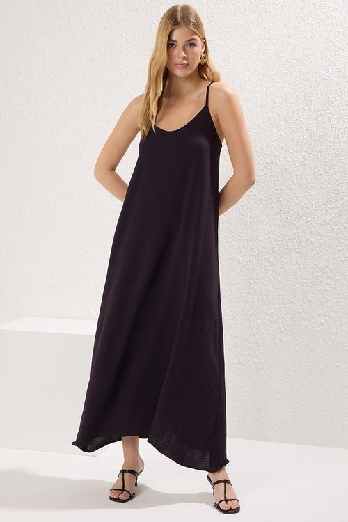 Straight Cut V Neck Maxi Woven Dress - plum