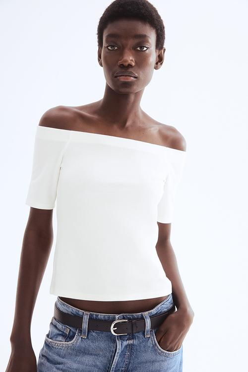 Off-the-shoulder top - white