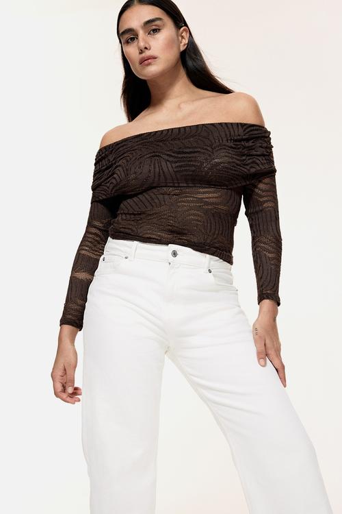 Off-the-shoulder lace top - brown