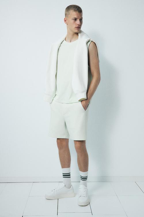 Regular fit sweatshorts - pale green 
