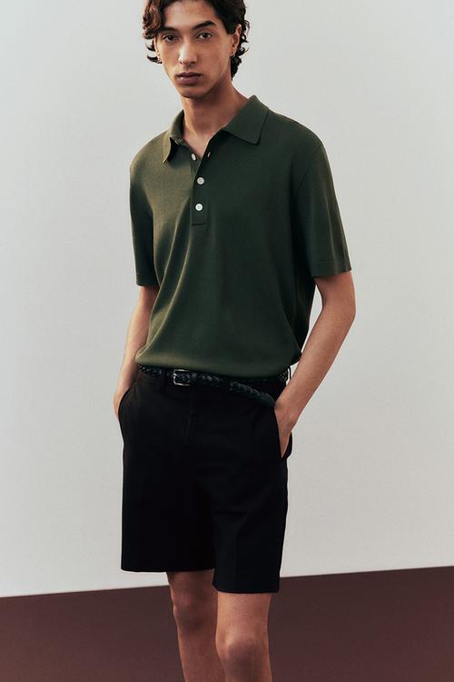 Regular fit lyocell-blend chino shorts - black