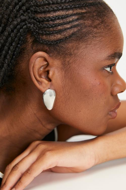 Janice teardrop studded earrings-silver