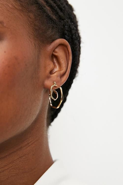Kayleigh interlinked hoop earrings-gold