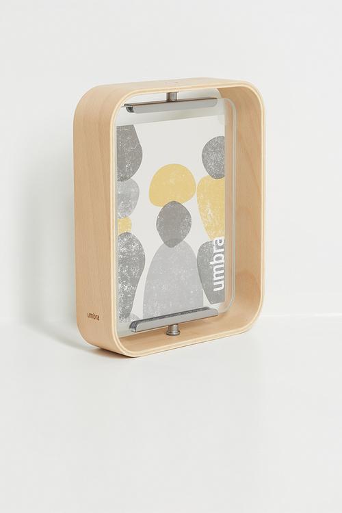 Bellwood photo display - natural