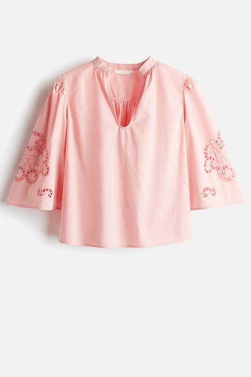 Broderie anglaise blouse - light pink