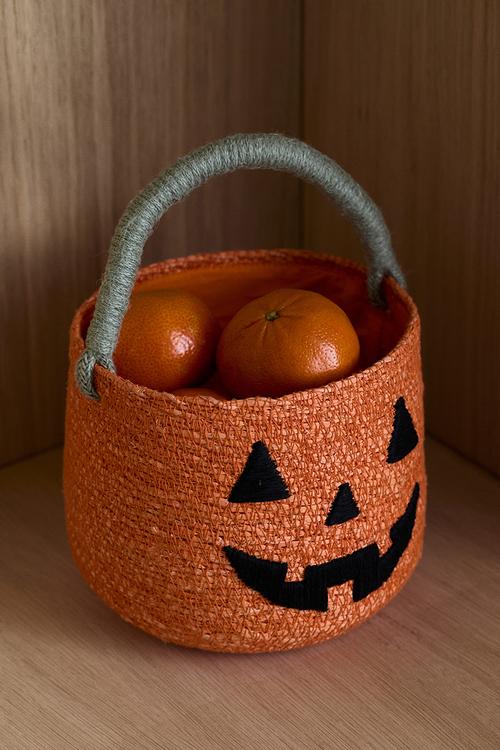 Seagrass storage basket - bright orange pumpkin