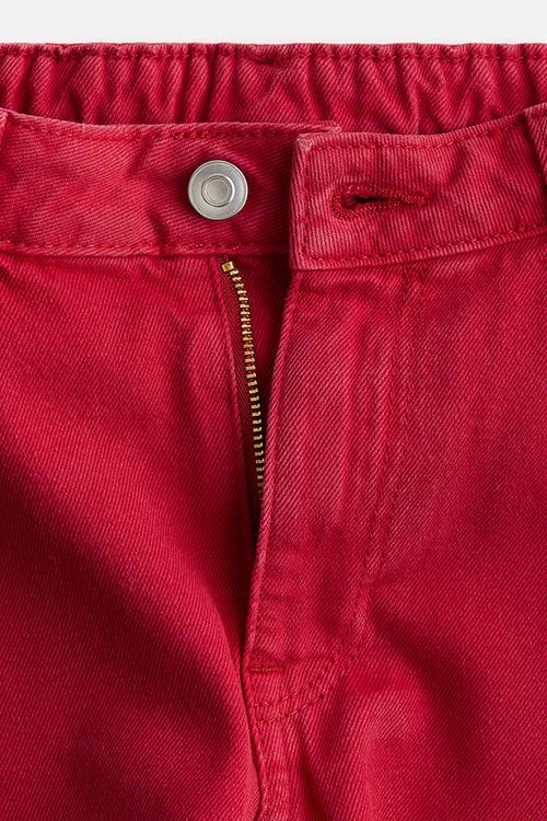 Frayed-edge denim shorts - red