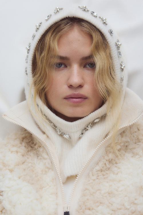 Embellished balaclava - light beige