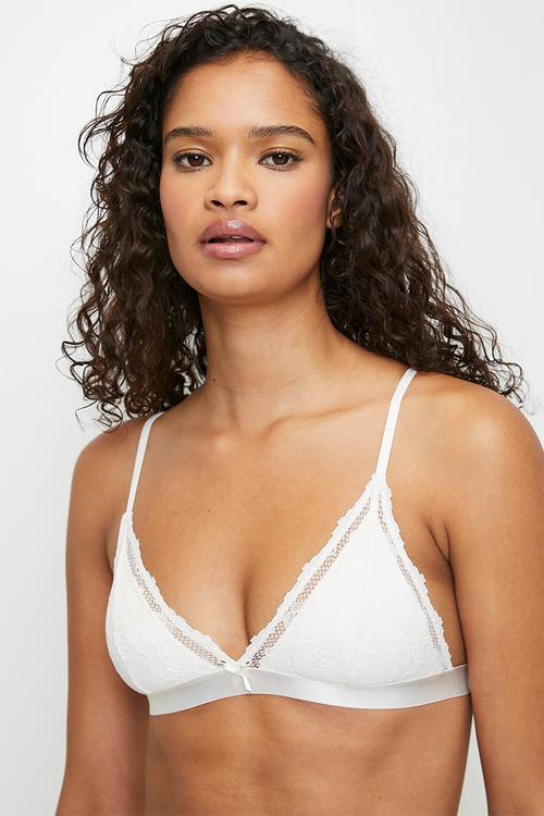 Everyday lace triangle padded bralette - cream