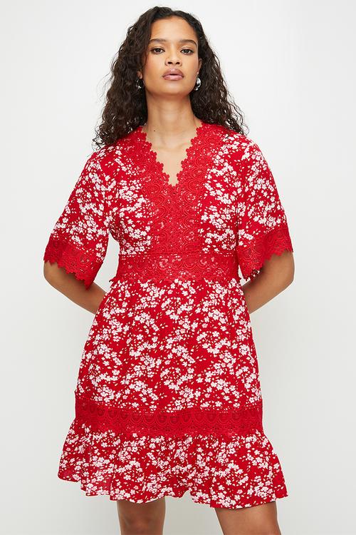 V-neck ladder lace midi dress with ditsy floral print - red
