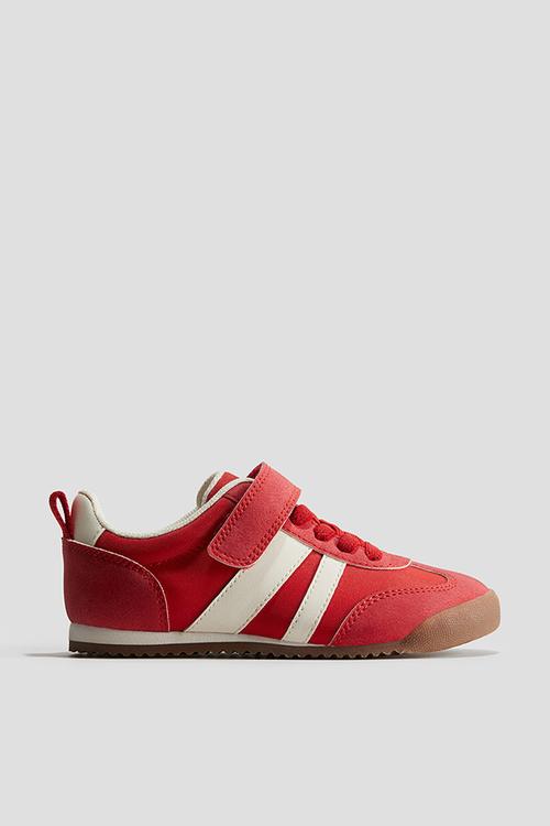 Trainers - red/white