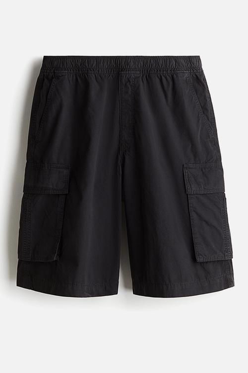 Loose fit cargo shorts - black