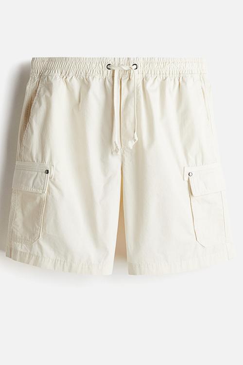 Relaxed fit cargo shorts - cream