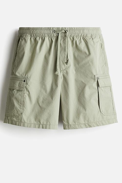 Relaxed fit cargo shorts - pistachio green