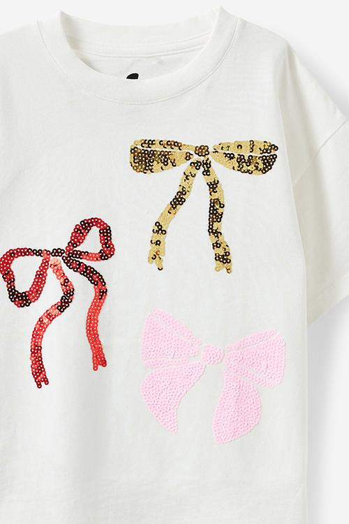 Livvy lux short sleeve tee - vanilla/bow party