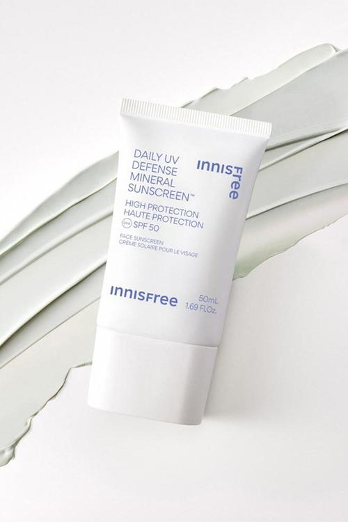 Daily UV Defense Mineral Sunscreen SPF 50