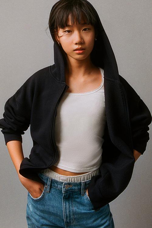 Zip-through hoodie - black