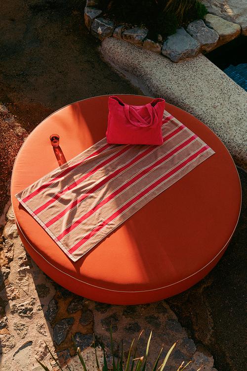 Striped beach towel - cerise striped 