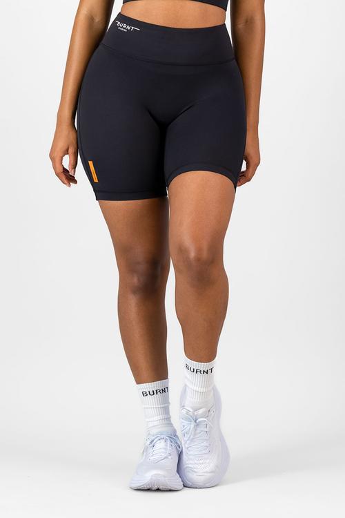 Essential Arise Short 6-inch Inseam- Black