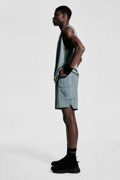 Mid-length cargo sports shorts with drymove™ - sage green